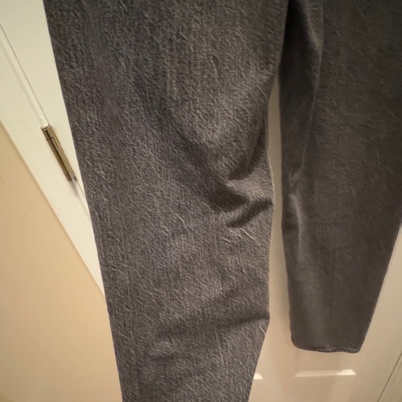 WOMENS AE BLACK WASHED BAGGY MOM JEANS SIZE 2 SHORT - Picture 14 of 16